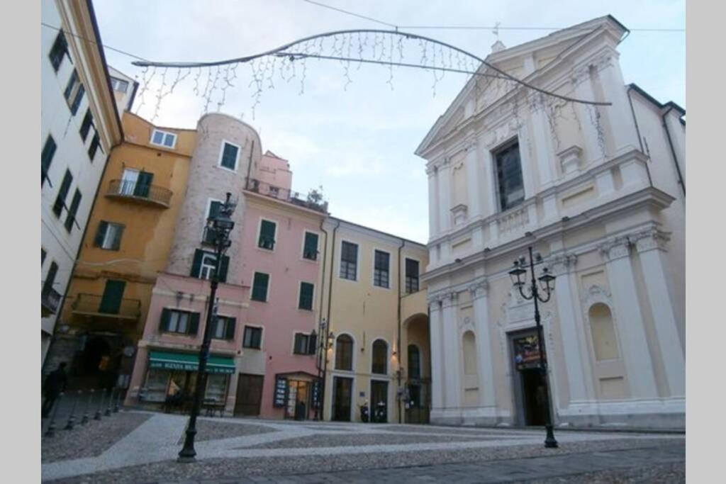 Studio Loft In The Center Sanremo For 3 People 外观 照片