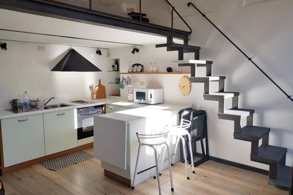 Studio Loft In The Center Sanremo For 3 People 外观 照片