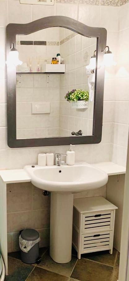Studio Loft In The Center Sanremo For 3 People 外观 照片