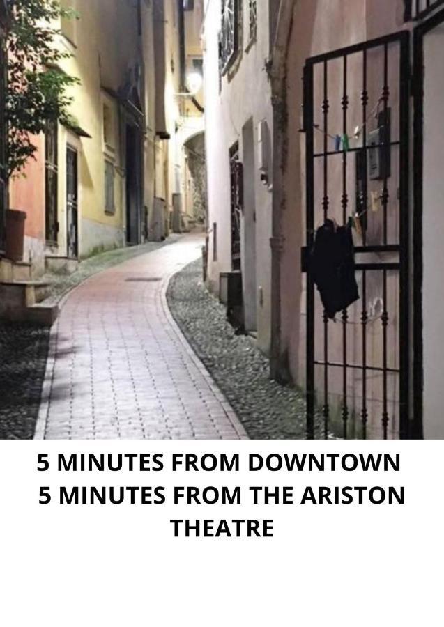 Studio Loft In The Center Sanremo For 3 People 外观 照片